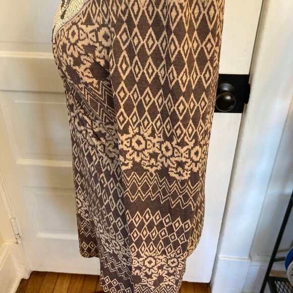 121 Testament Beaded Neckline Top Size L - Picture 8 of 15